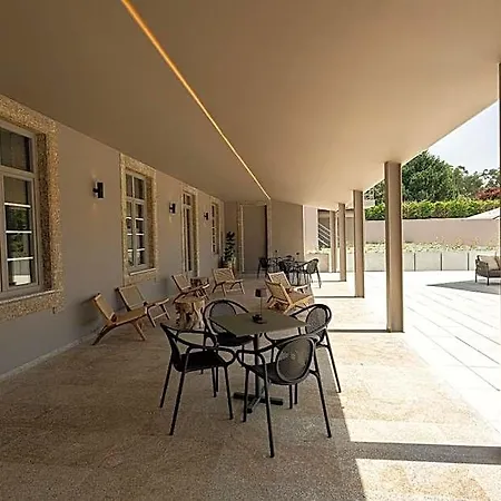 The Lince Braga فندق غيمارايش