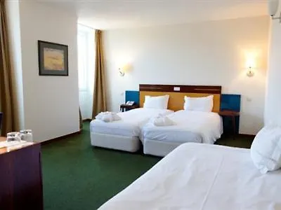 Golden Tulip & 4* Braga