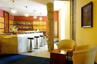 The Lince Braga فندق غيمارايش